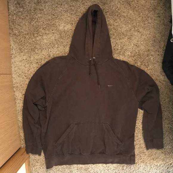 nike vintage brown sweatshirt